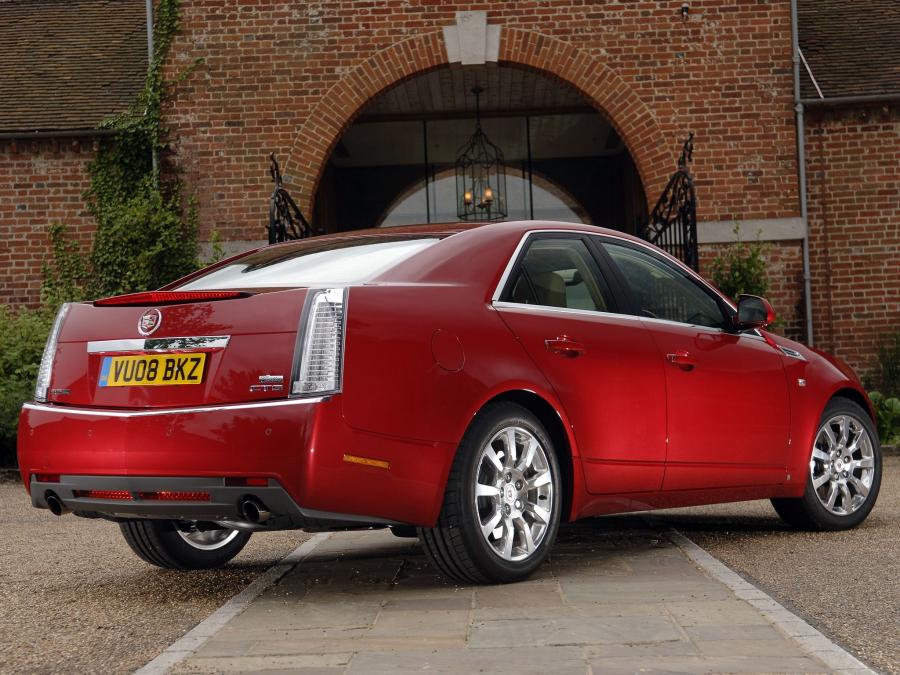  Cadillac CTS 2008 года  (UK) (фото 13 из 21)